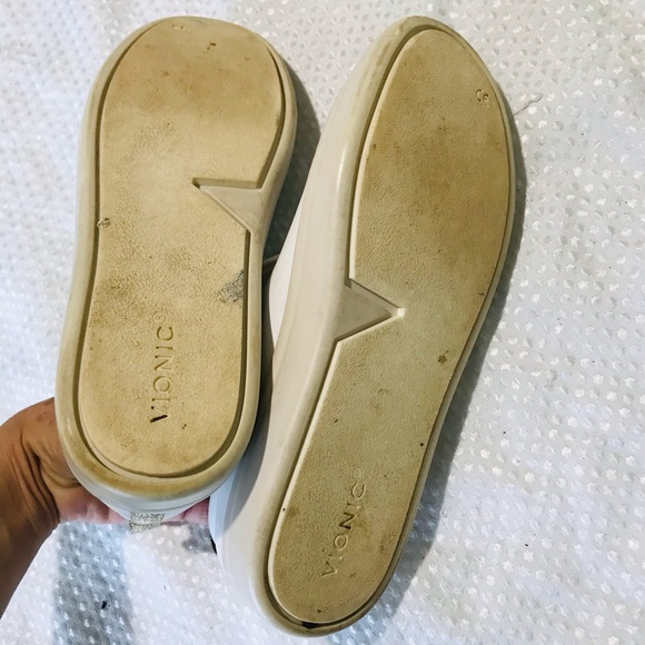 Vionic paisley sneakers - Picture 12 of 14